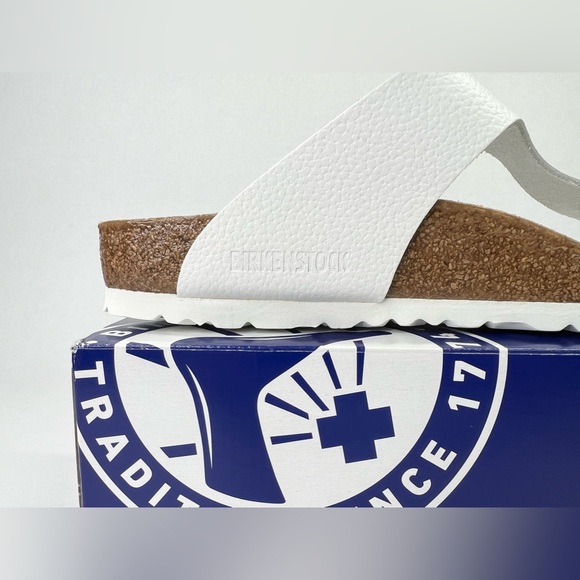 **SOLD**    Birkenstock Big Buckle Gizeh White Leather 39 Regular Women 8 Men 6 - Picture 9 of 16